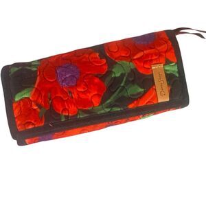 Donna Sharp Red Poppy Wristlet Quilted Wallet Vibrant Floral Red Black Print